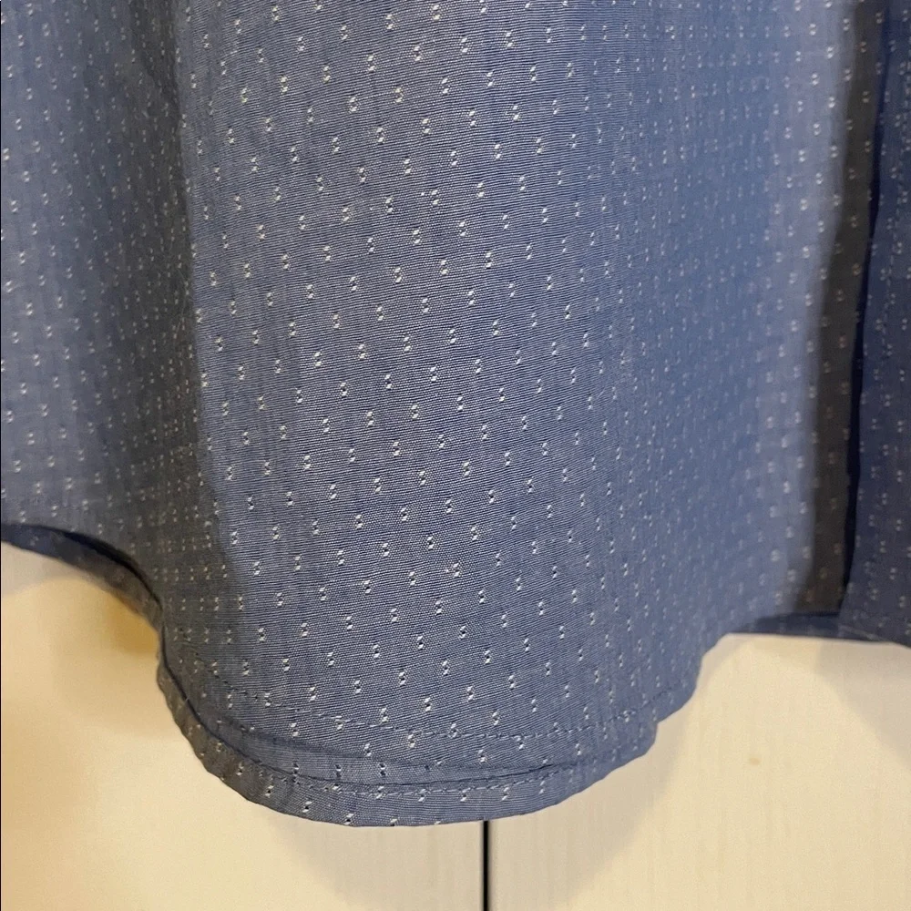 HAGGAR Premium Comfort Slim Fit, Men’s Neck 17-17.5”, Blue